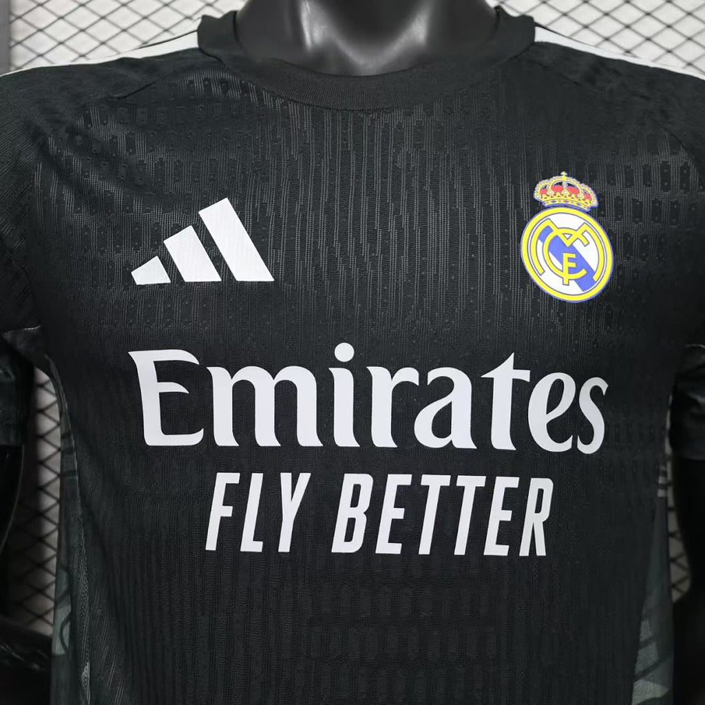Mens Real Madrid 2026/27 Black Goalkeeper Player Version Jersey S-2XL