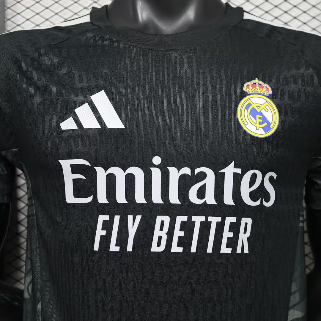Mens Real Madrid 2026/27 Black Goalkeeper Player Version Jersey S-2XL