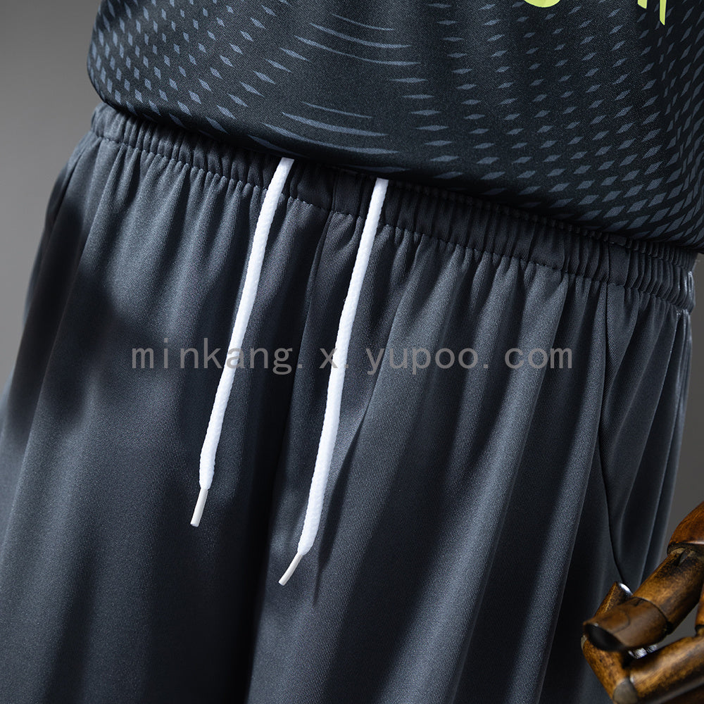 M-U 25/26 Kids Size: 16-28
