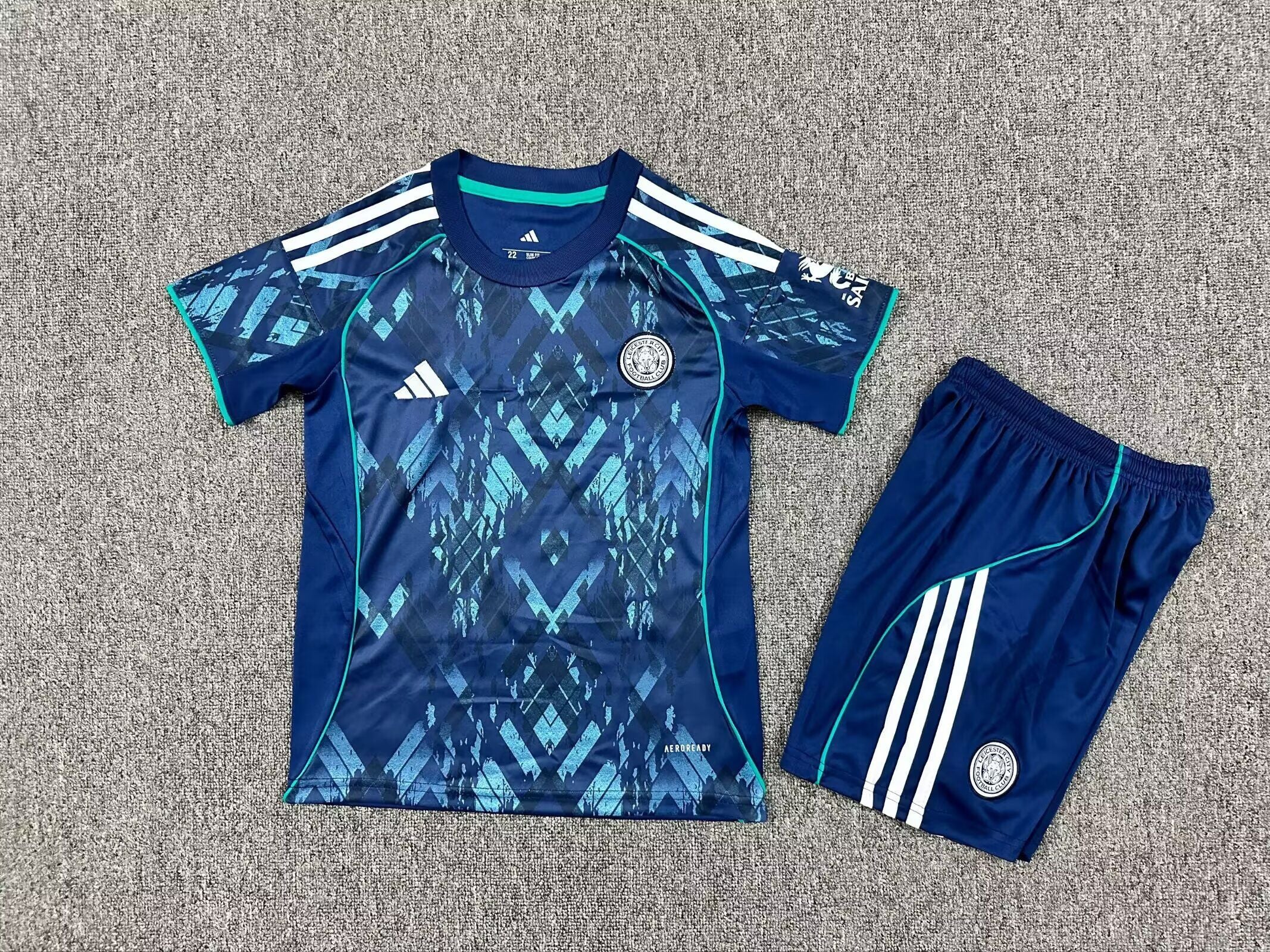 LEICESTER CITY Kit infantil — Premier League - Championship