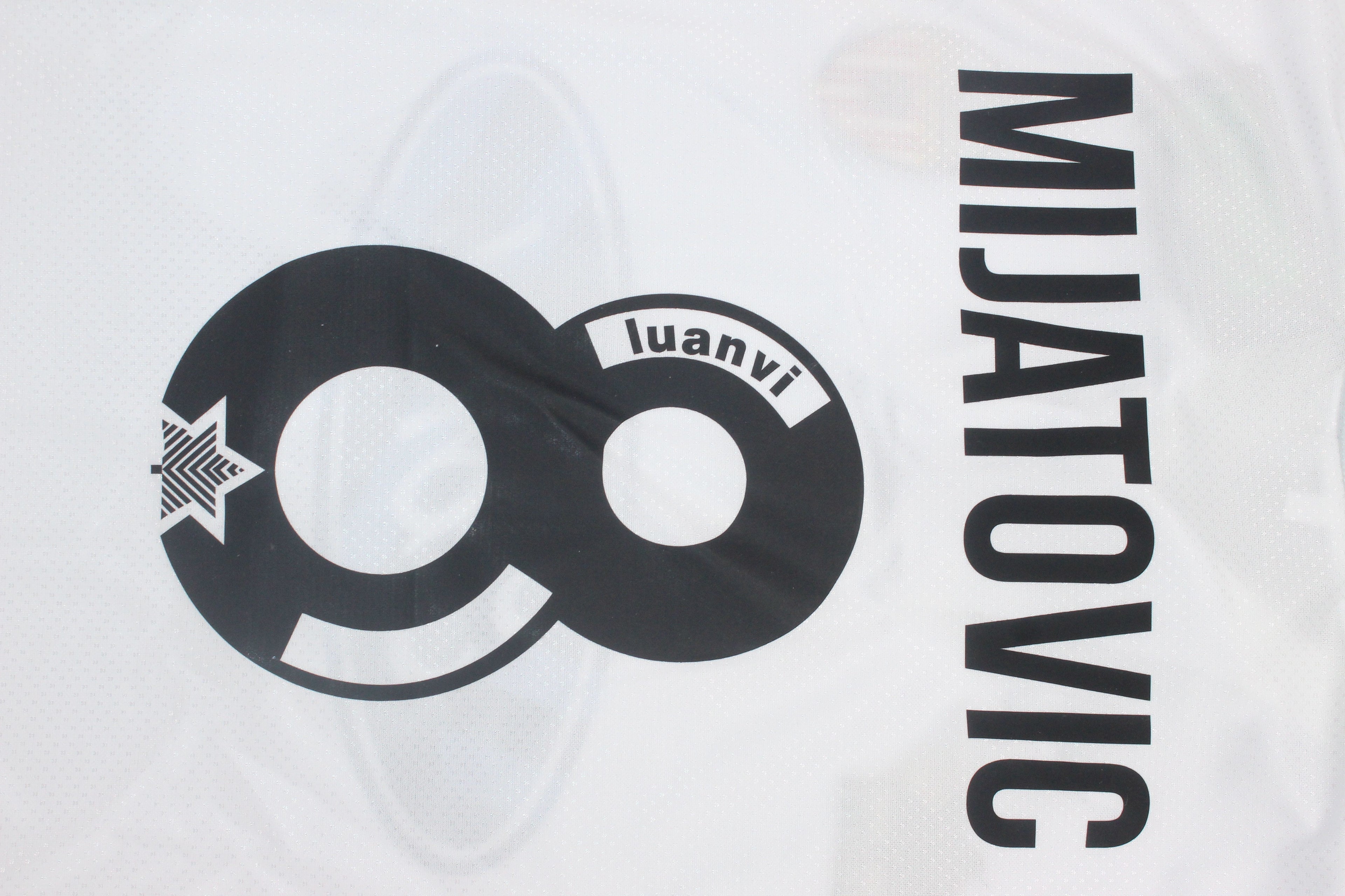 VLA 95-96 — Club Retro