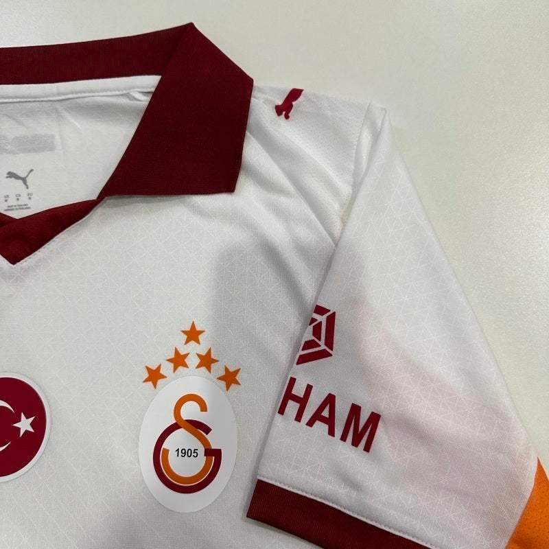 Galatasaray 2025/26 Away Player Version soccer jersey size S-2XL