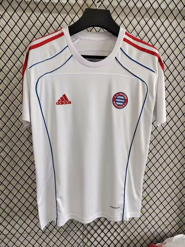 25-26 Bayern white training jersey