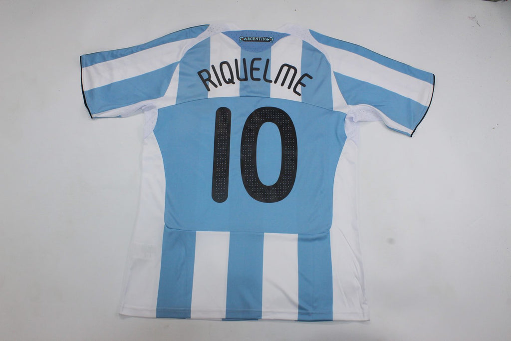 ARGENTINA 08-10 — National Retro