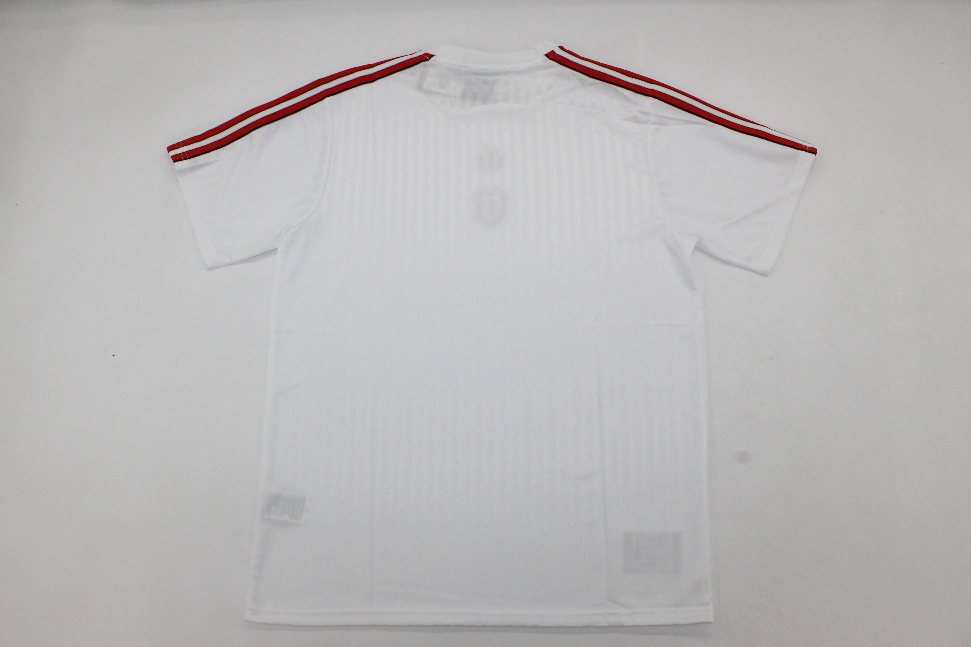 RIVER ICON — Adidas Icon