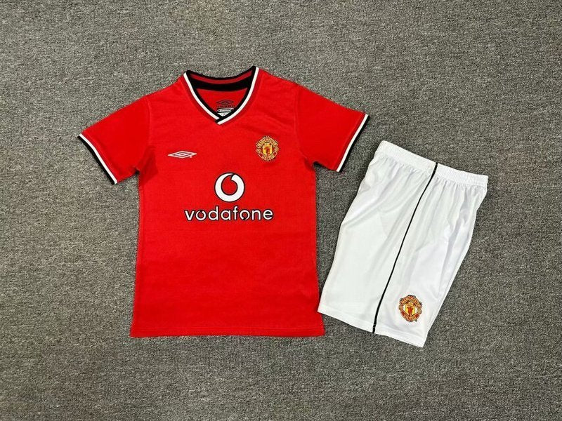 Manchester United 00-02 home kids retro jersey