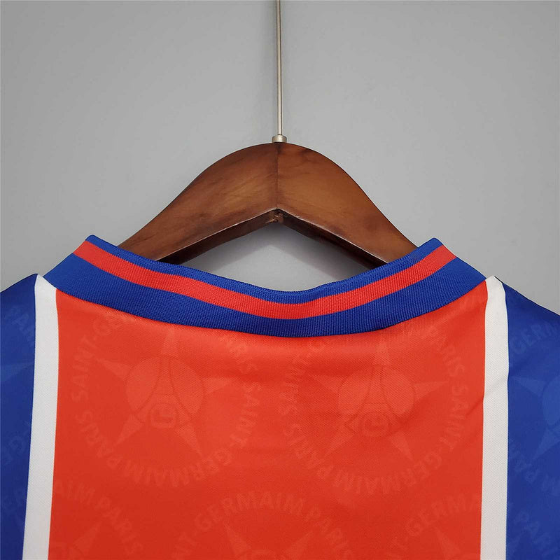 95-96 Paris Saint-Germain home