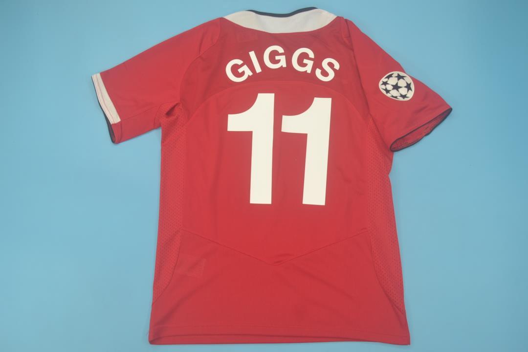 MANU 04-06 — Club Retro