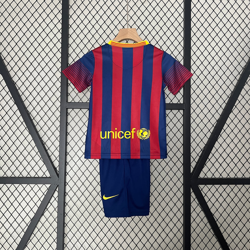 kids Barcelona 13/14 home size: 16-28