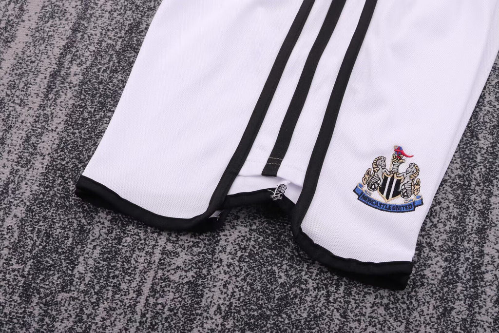 NEWCASTLE 00-01 Kit infantil — Club Retro