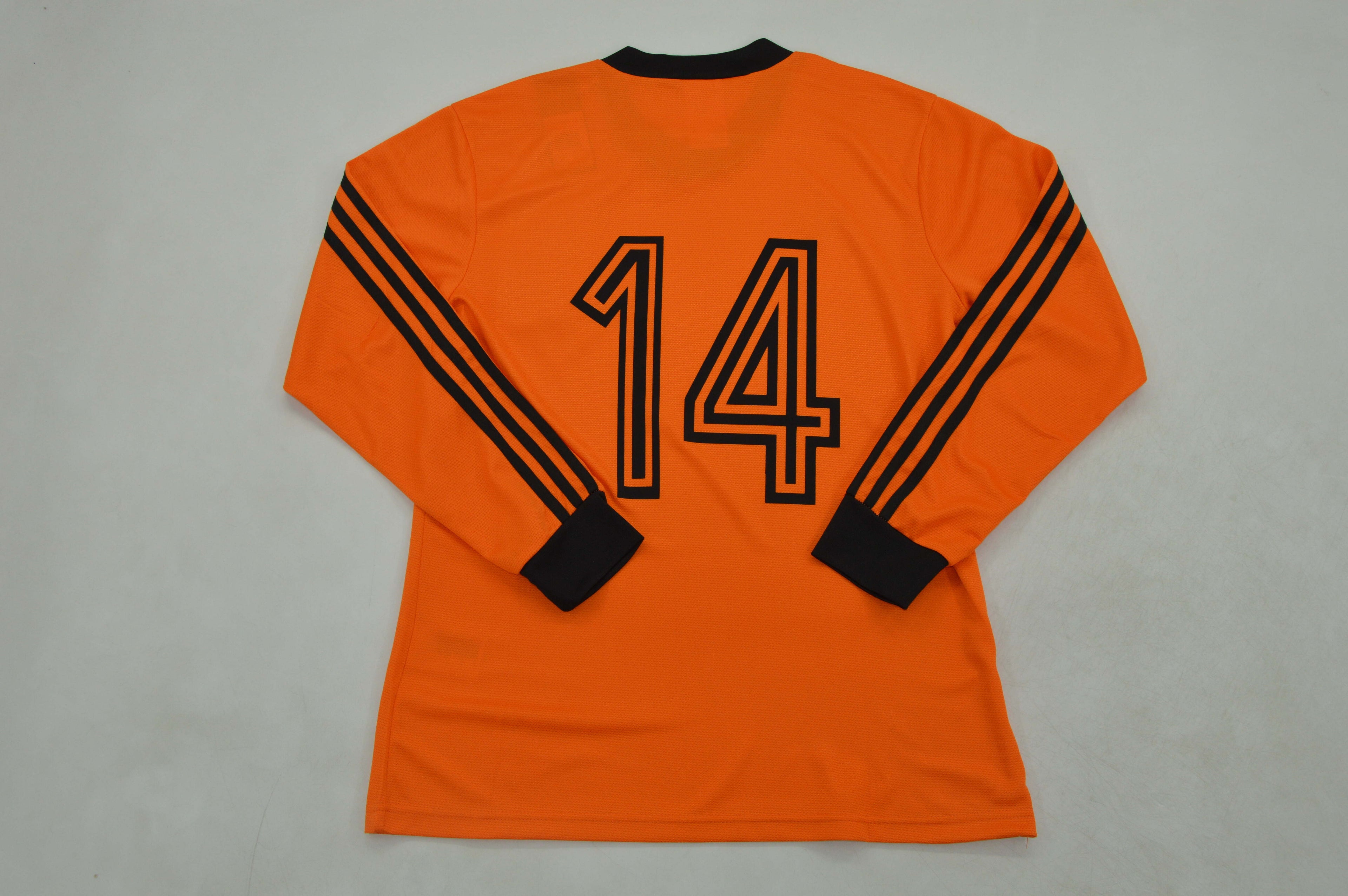 NETHERLANDS 80 Manga larga — National Retro