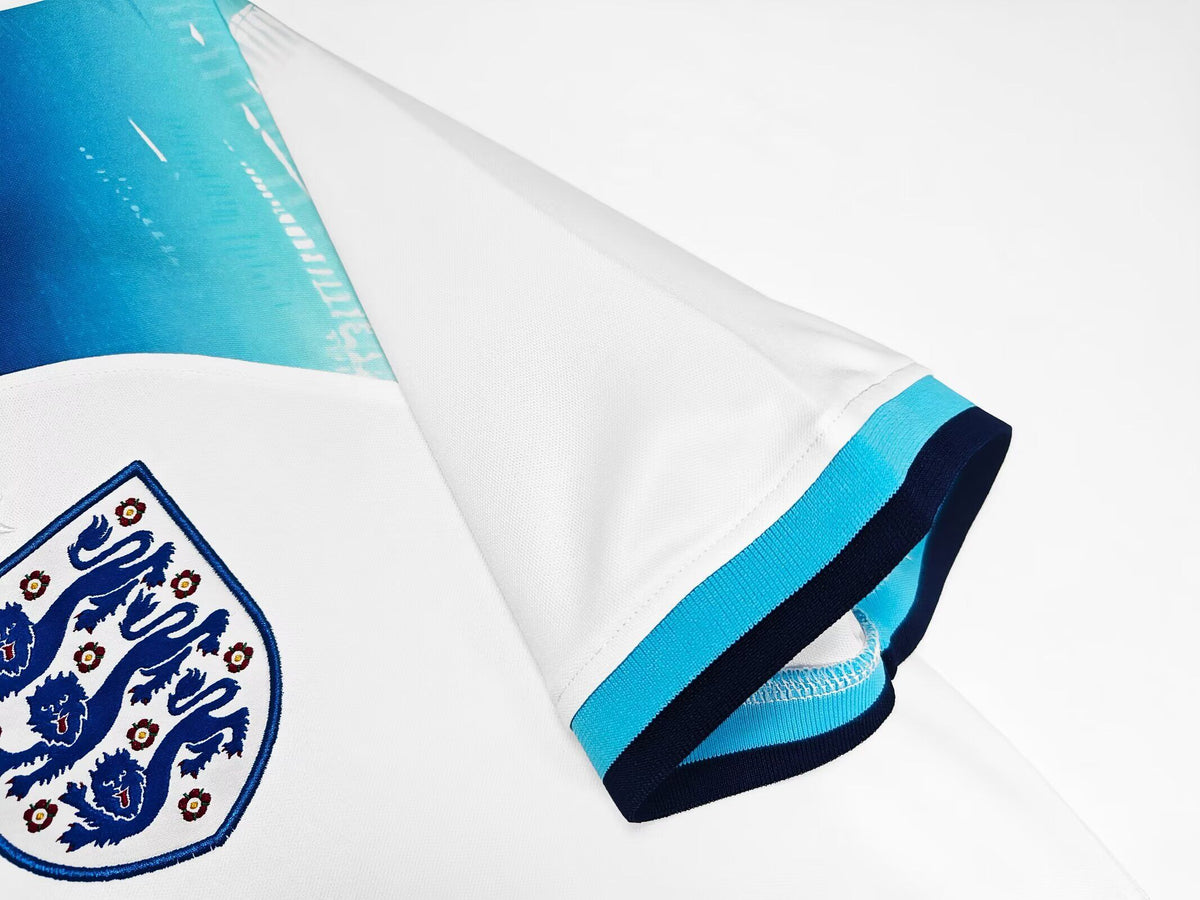 ENGLAND 22 — National Retro