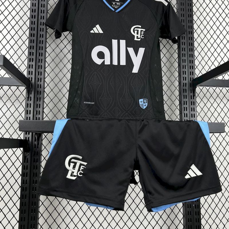 25-26 Charlotte black kid kit