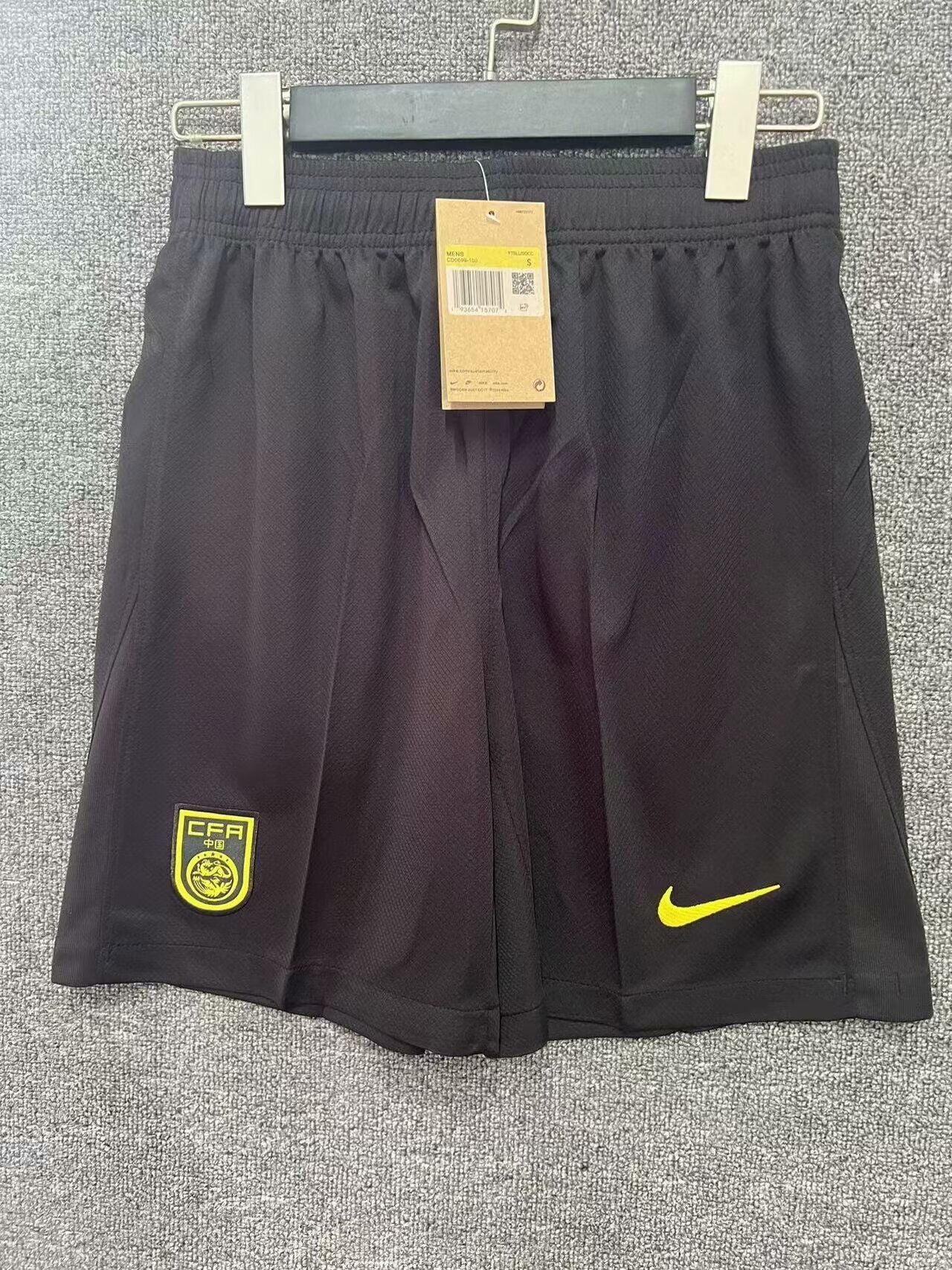 CHINA Pantalon cortoS — Asia Other