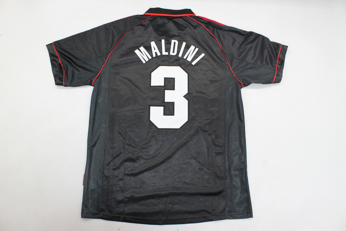 MILAN 98-99 — Club Retro