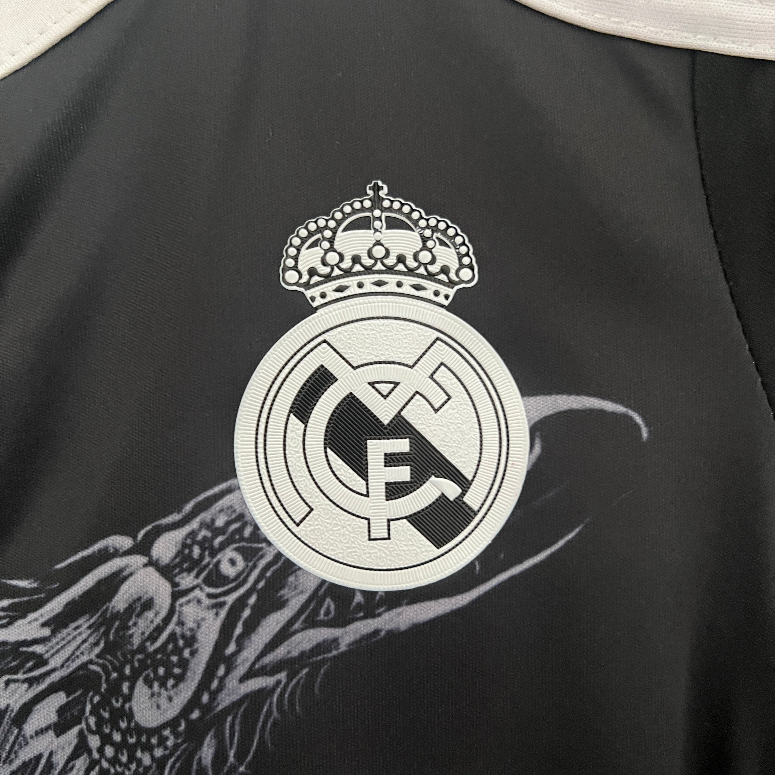 kids Real Madrid 14/15 third away size: 16-28