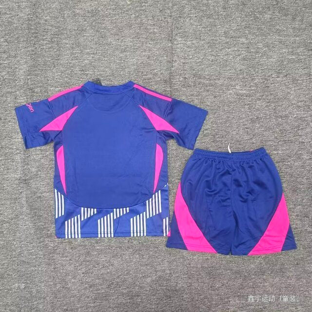 24-25 Nottingham Forest Away Kid kit