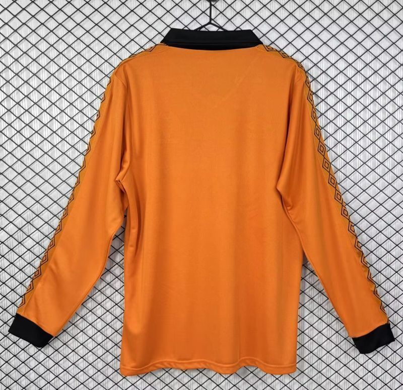 Retro Wolverhampton Wanderers 1980/81 home Long Sleeve soccer jersey size S-2XL