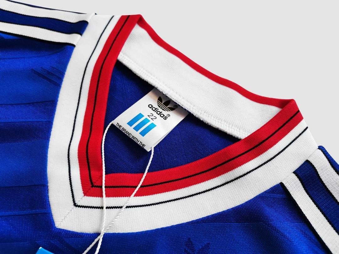 MAN U 86-88 Kit infantilS — Club Retro