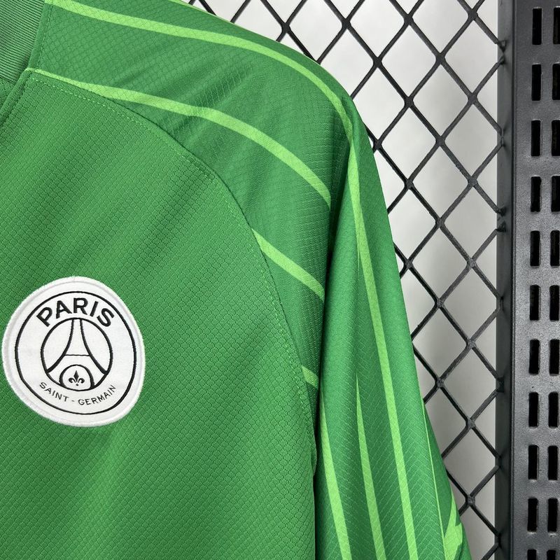 25-26 Paris Saint-Germain Green long sleeve goalkeeper jersey