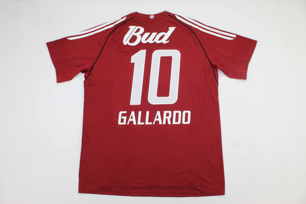 RIVER 05-06 — Club Retro