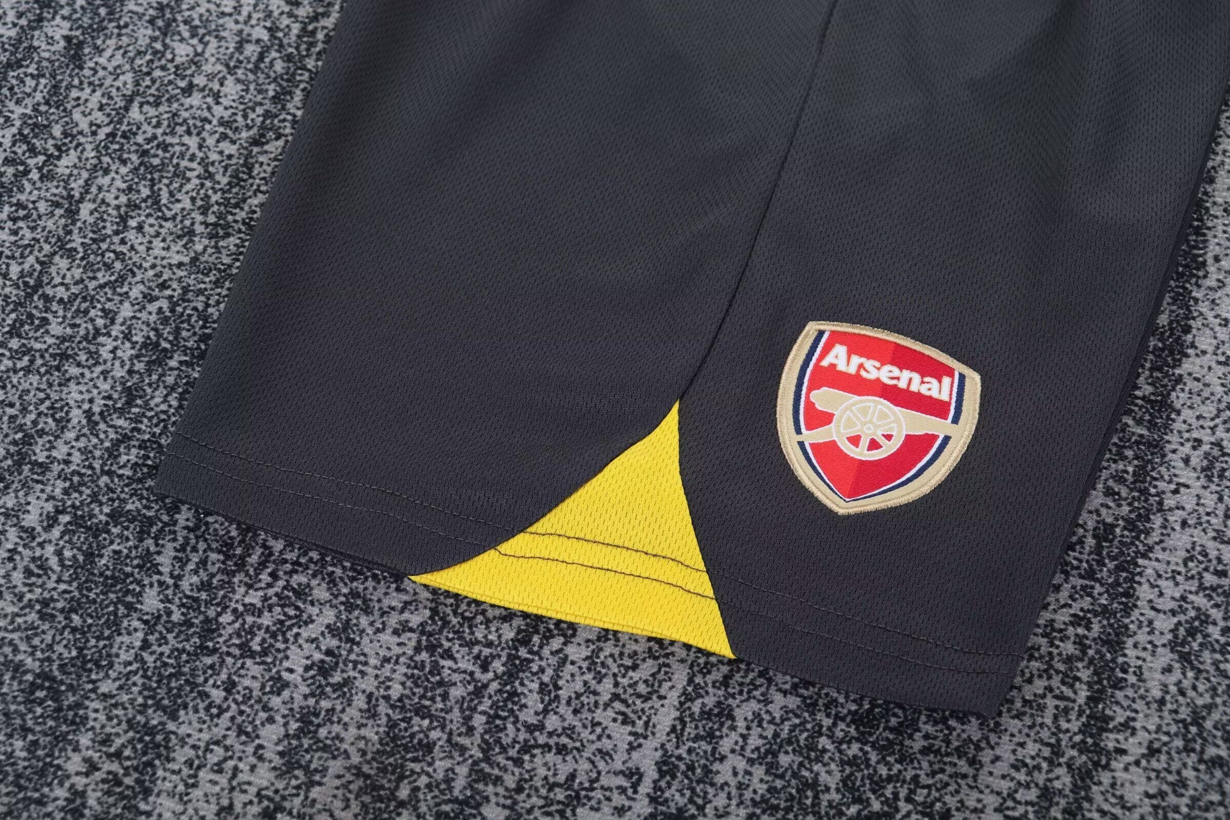 ARSENAL 05-06 Kit infantil — Club Retro
