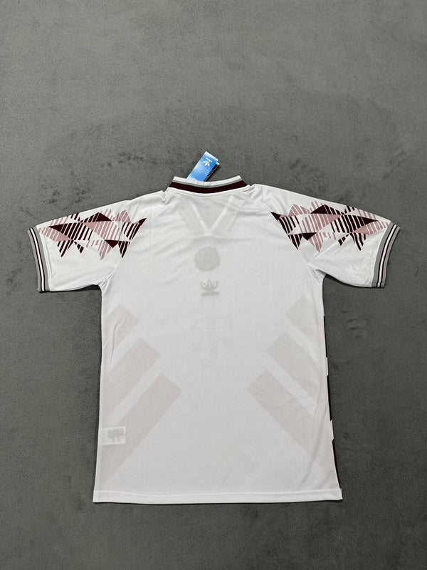 25-26 Bayern white special jersey