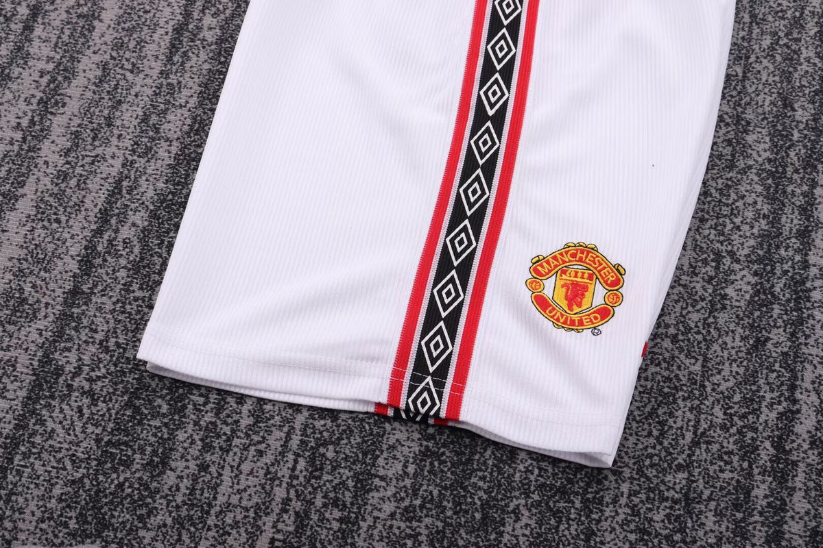 MAN U 98 Kit infantil — Club Retro