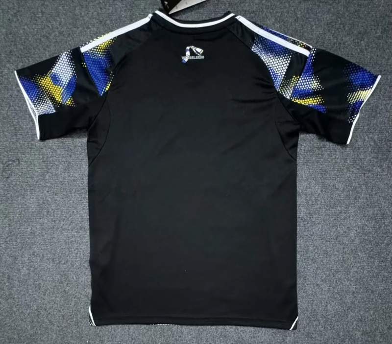 25-26 Leeds United third socer jersey