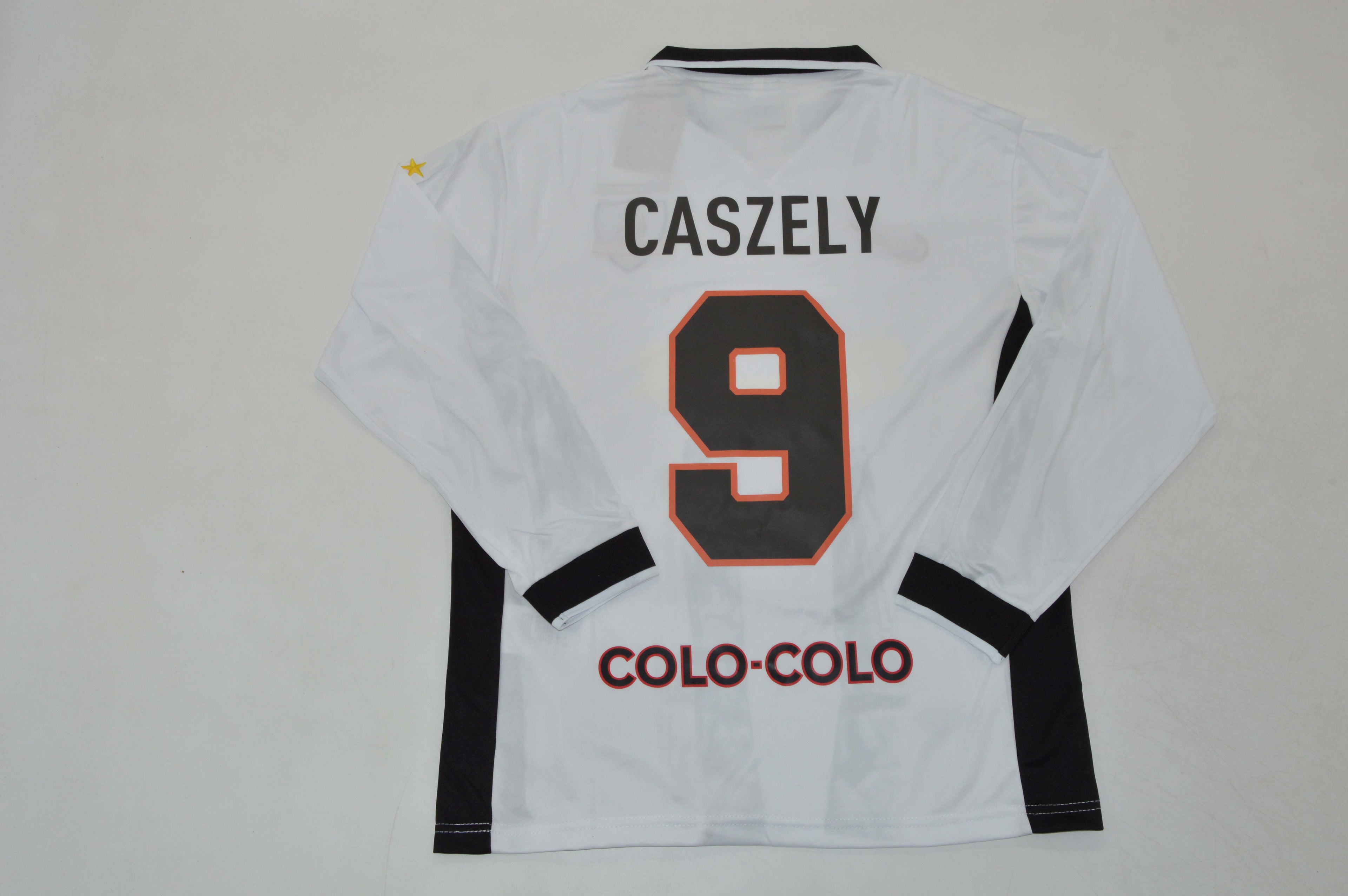 COLO COLO 97-98 Manga larga — Club Retro