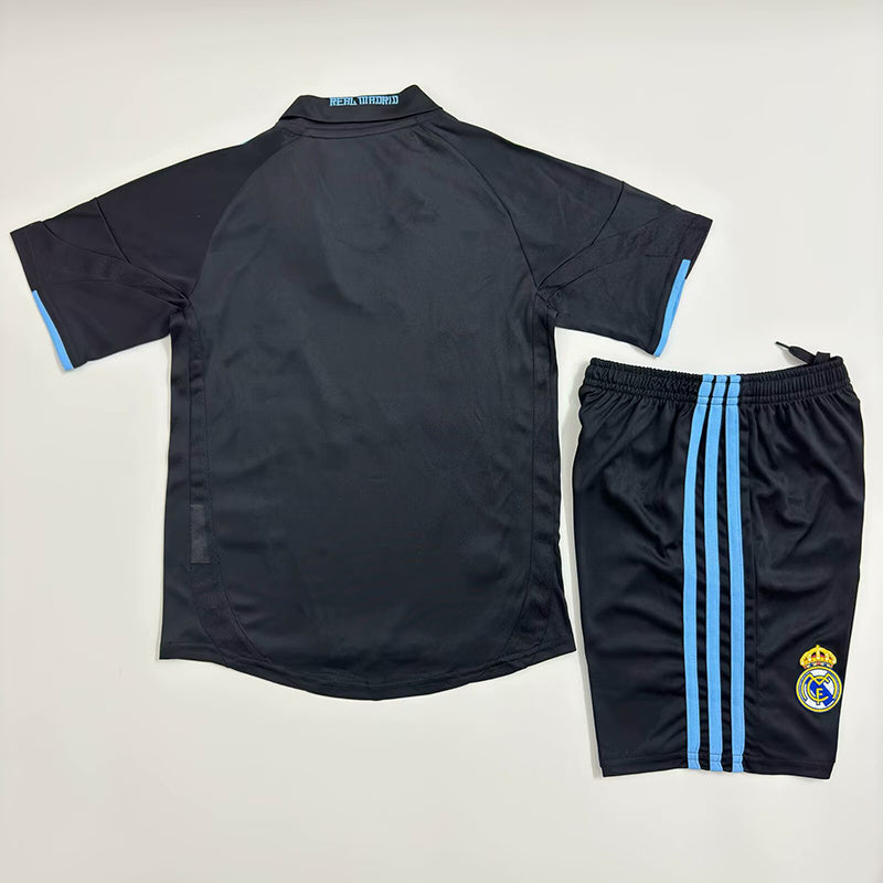 09-10 Real Madrid away retro kid kit