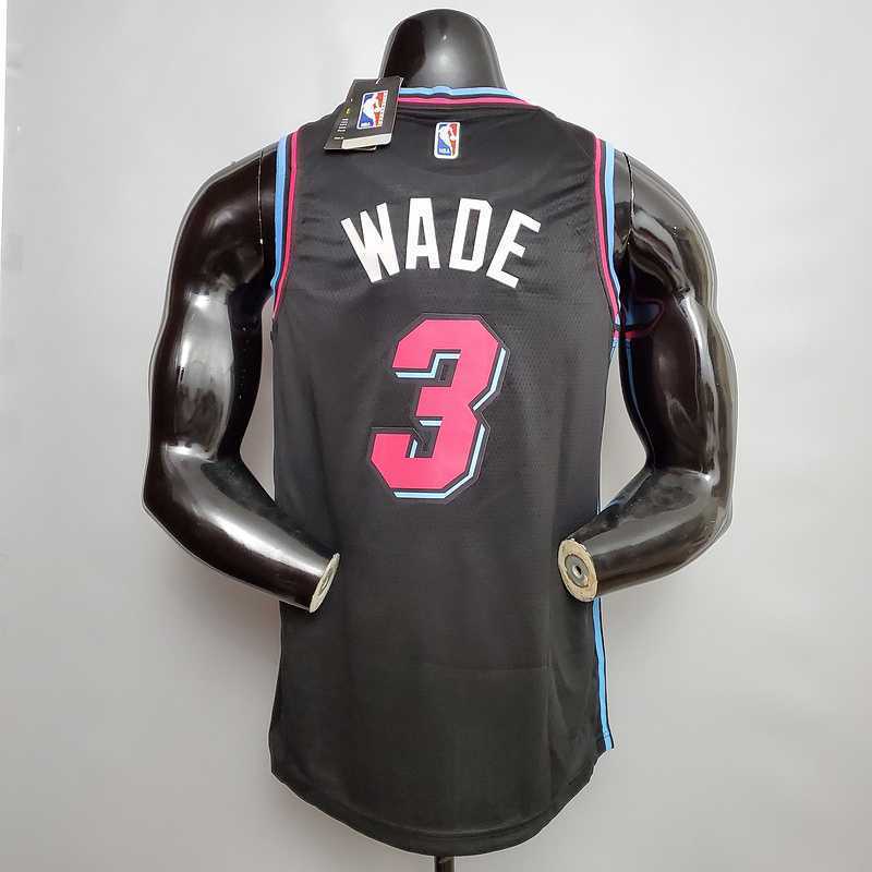 WADE #3 Miami Heat V-neck black