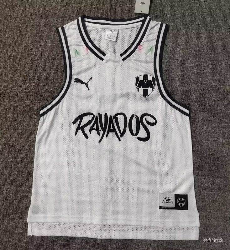 25-26 Monterrey white vest