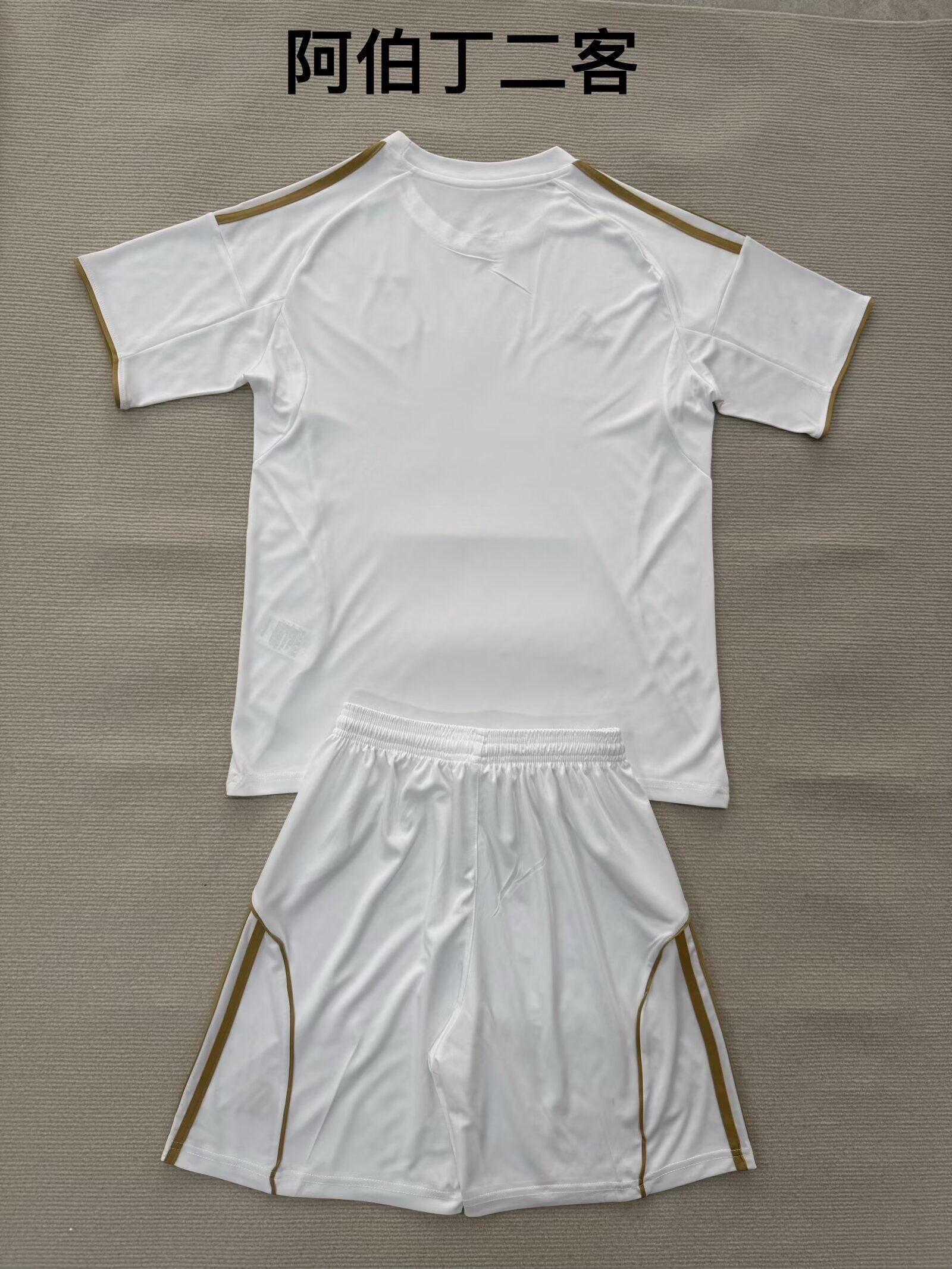 ABERDEEN Kit infantil1 — UEFA