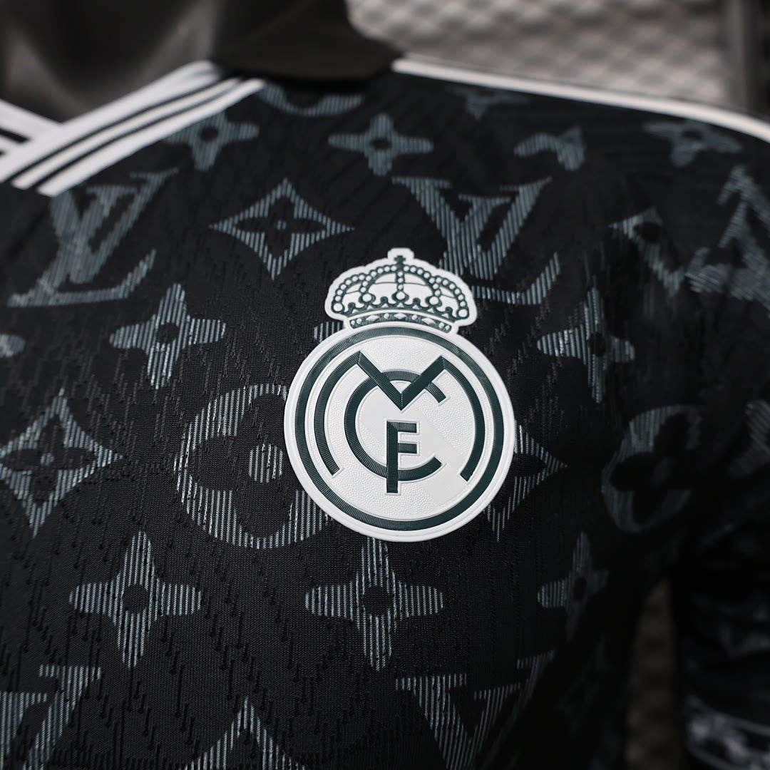 Mens Real Madrid 2026/27 Black Special Player Version Jersey S-2XL