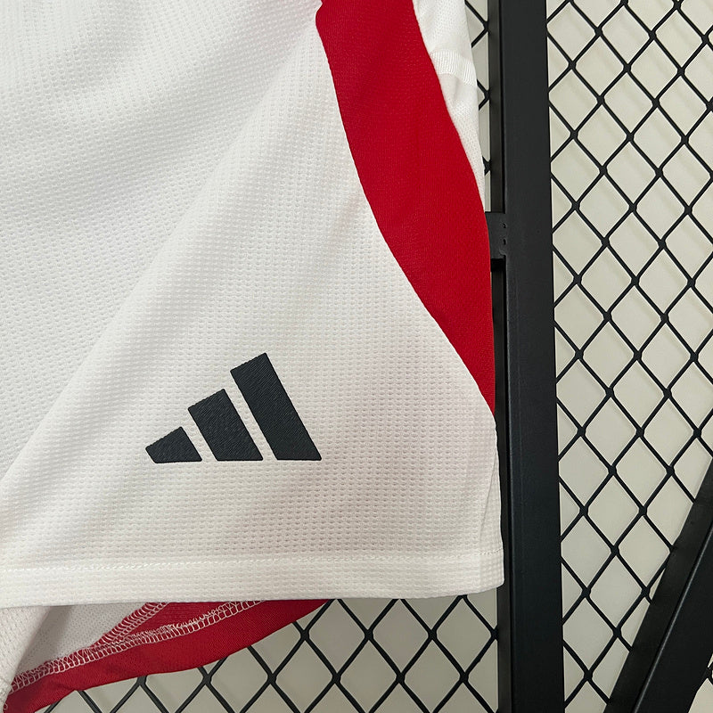 Pantalon Corto de Futbol #24-25 Manchester United home player verson shorts — Zhang199