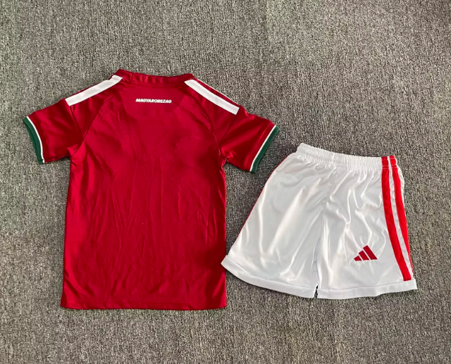 HUNGARY Kit infantil — Europe Other