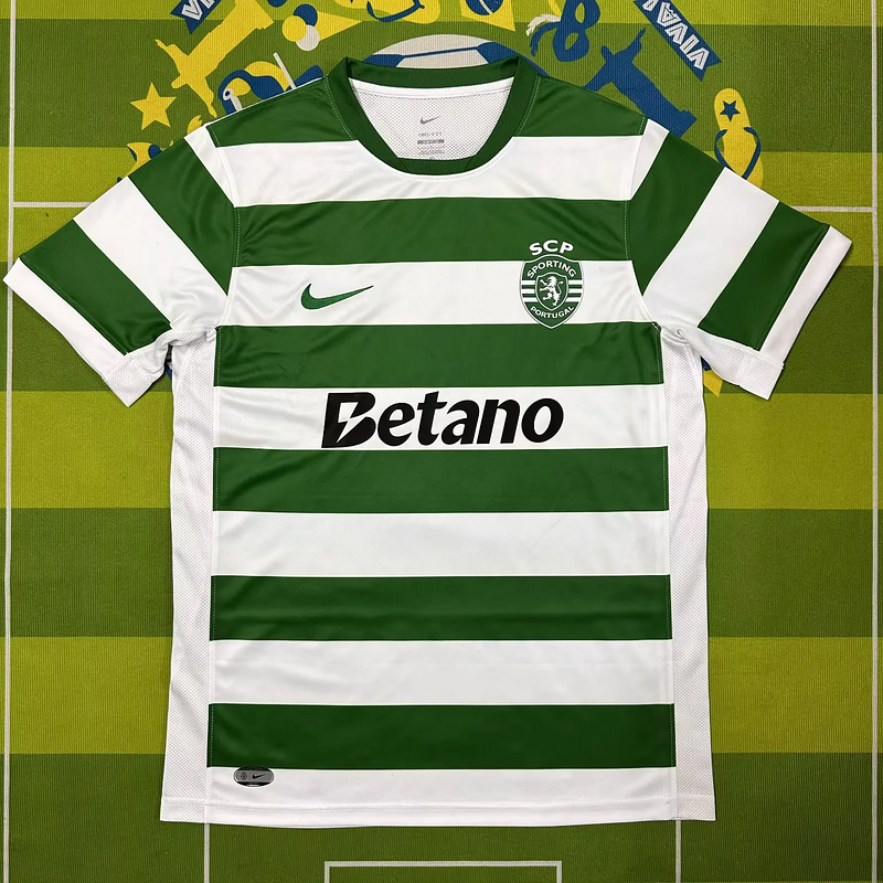 25-26 Sporting Lisbon home soccer jersey