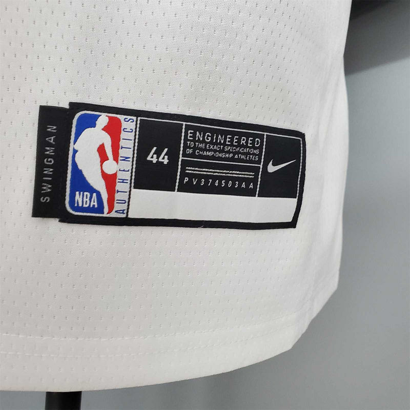ROOMAN#91 Chicago Bulls white