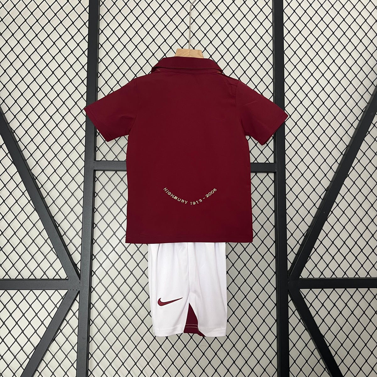 kids Arsenal 05/06 home size: 16-28