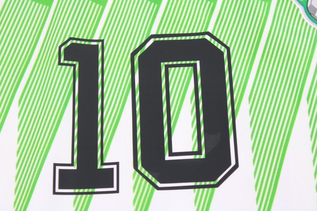BOLIVIA 1995 — National Retro
