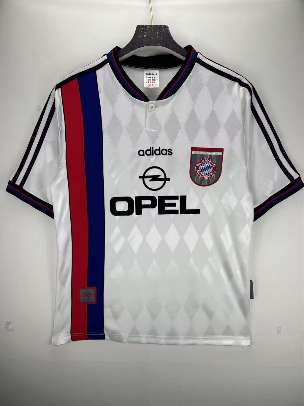 BAYERN 95-96 — Club Retro