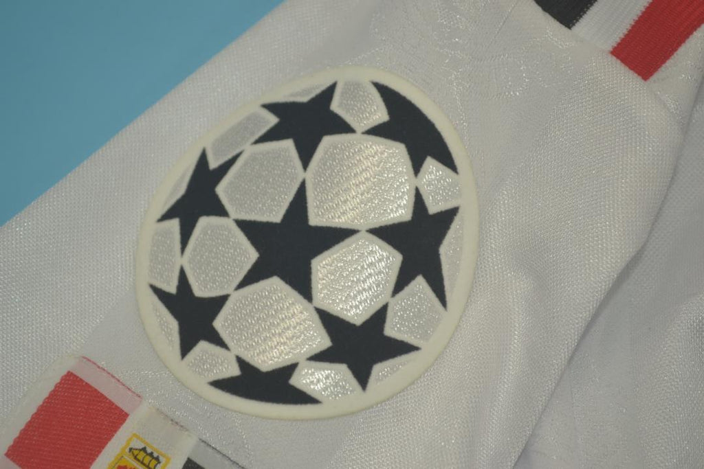 MANU 97-99 AWAY — Club Retro