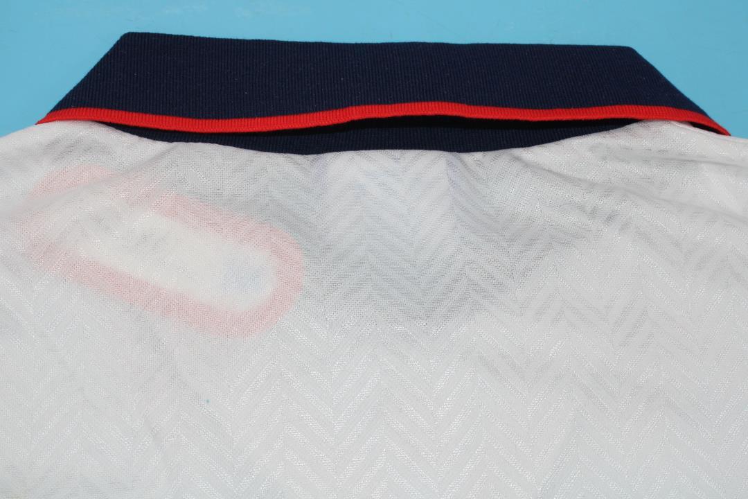 ENGLAND 1994 — National Retro
