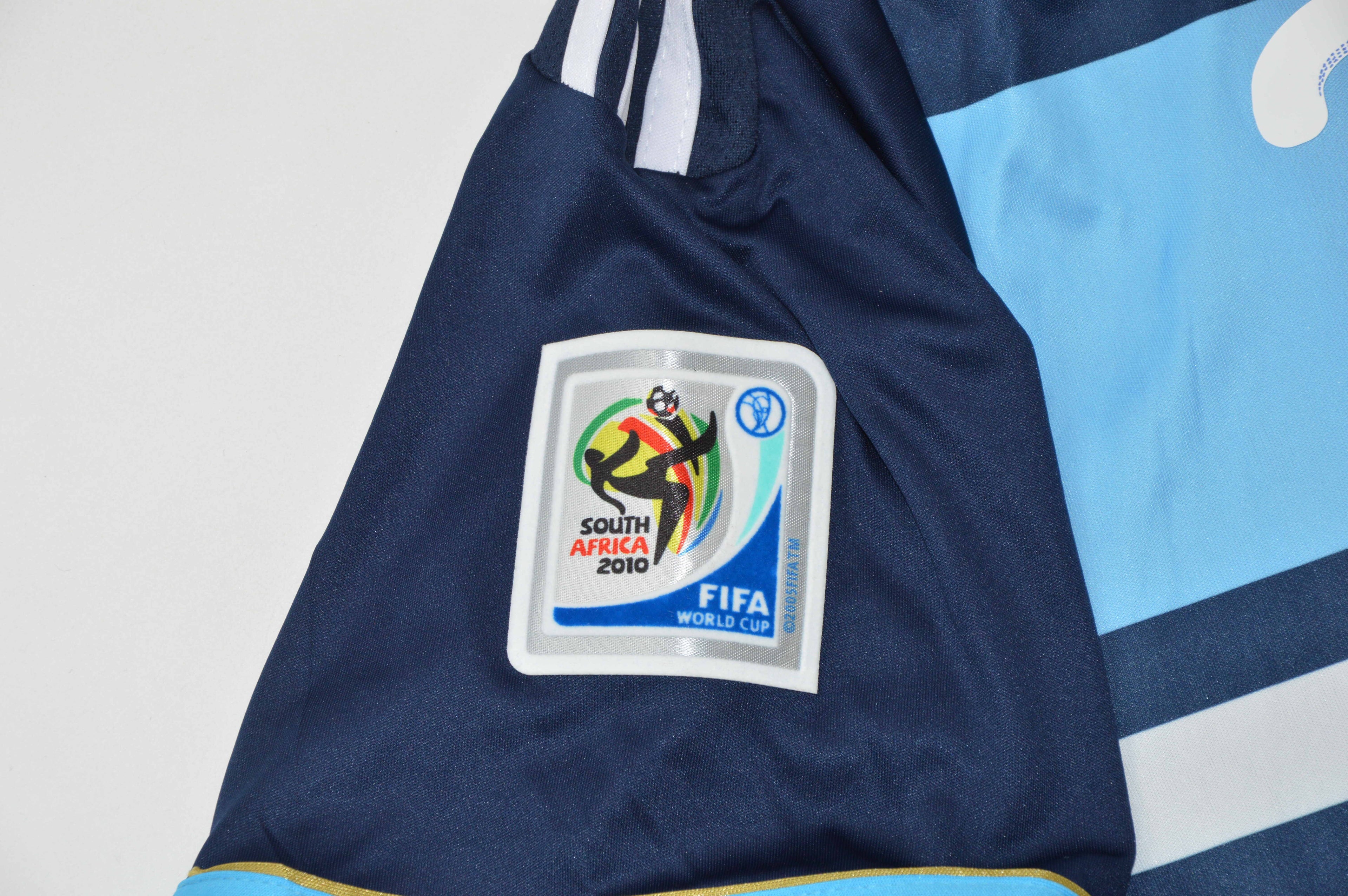 ARGENTINA 11-13 — National Retro