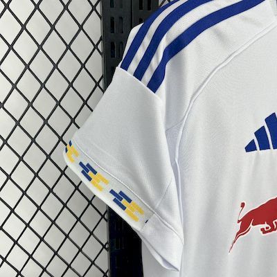 25-26 Leeds home jersey
