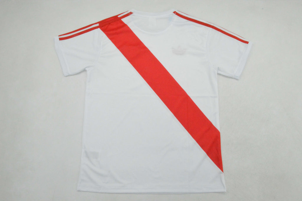 VALLECANO 77-79 — Club Retro