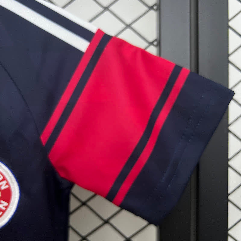 97/99 Bayern home retro kid kit