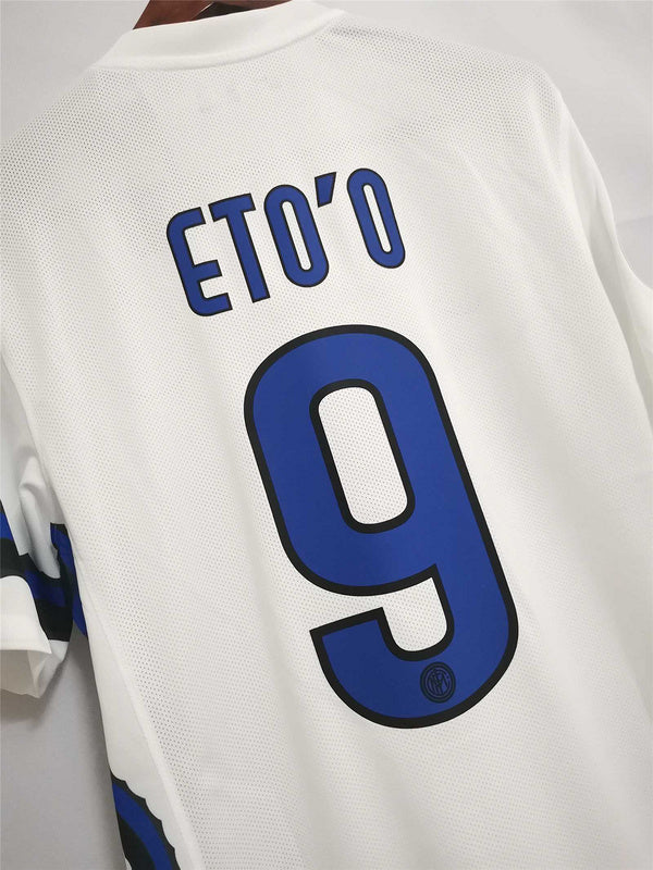 10-11 International Milan away