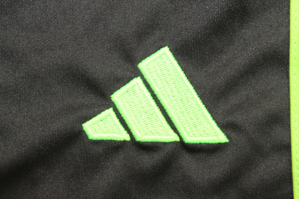 CELTIC Pantalon corto — UEFA